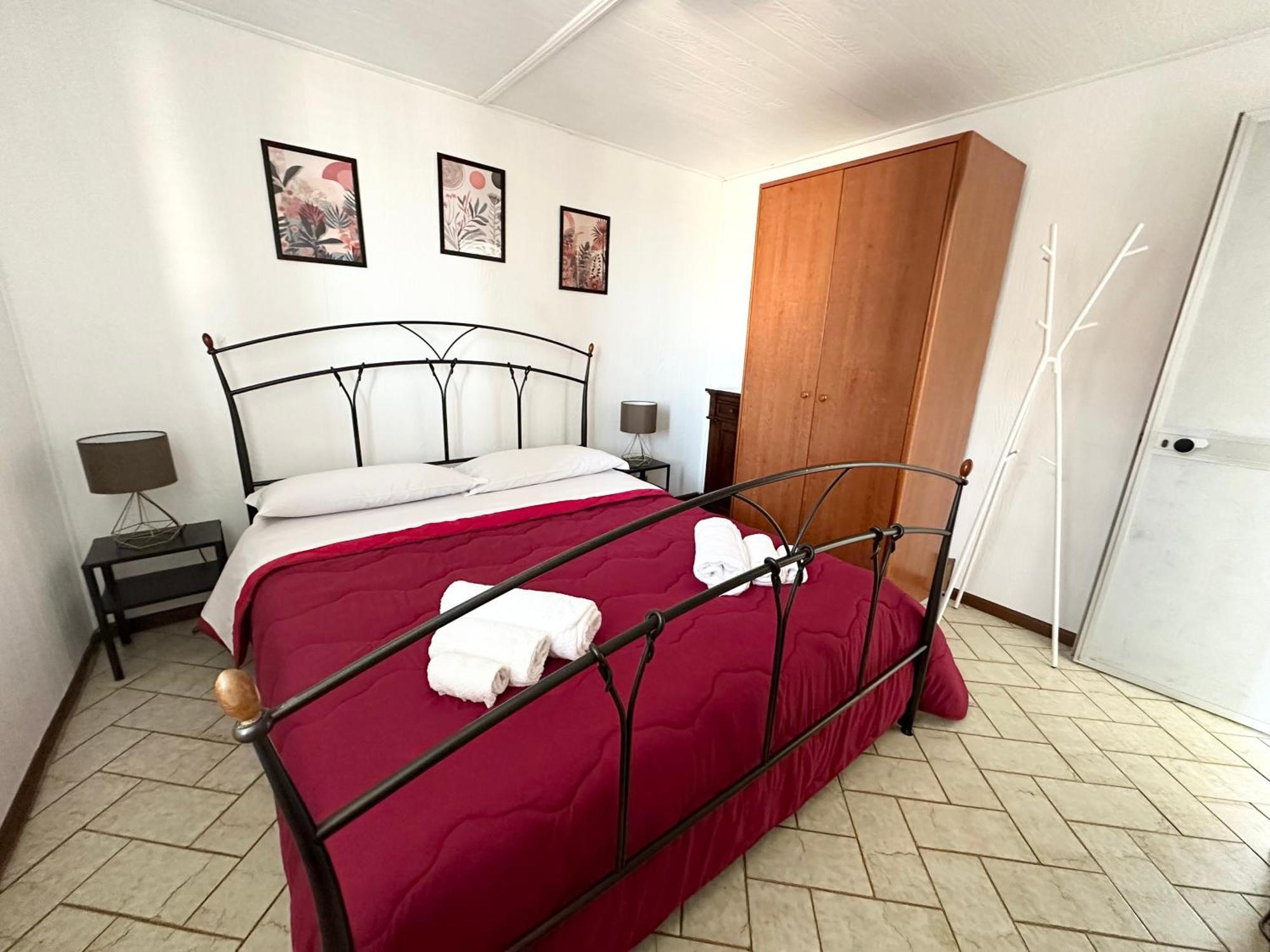 Apartamento Attico Di Giggia Giardini-Naxos Exterior foto